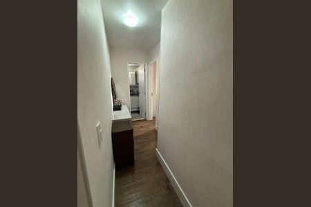 Corredor de apartamento à venda com 2 quartos, 50m² em Vila Mira, São Paulo