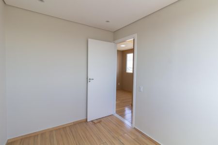 Quarto 1 de apartamento para alugar com 2 quartos, 40m² em Vila Chabilandia, São Paulo