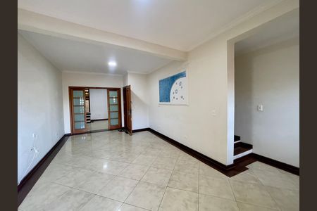 Foto 05 de casa à venda com 3 quartos, 195m² em Jardim dos Camargos, Barueri