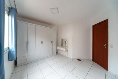 Quarto 1 de casa de condomínio para alugar com 2 quartos, 55m² em Jardim Krahe, Viamão