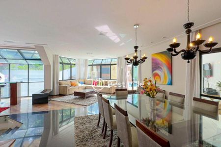 Casa à venda com 4 quartos, 798m² em Alphaville, Santana de Parnaíba