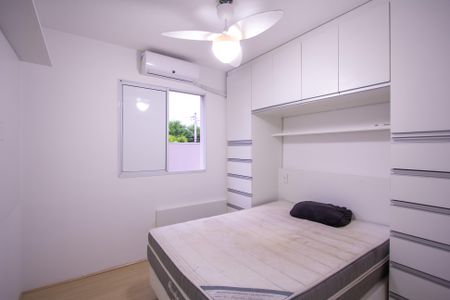 Quarto 2 de apartamento para alugar com 2 quartos, 44m² em Neves, São Gonçalo