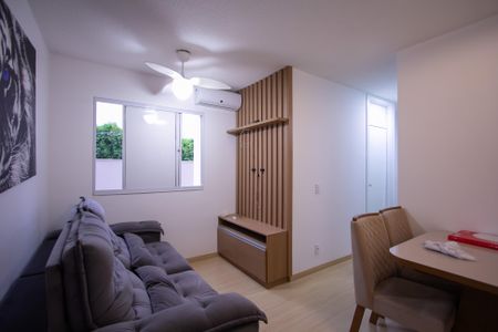 Sala de apartamento para alugar com 2 quartos, 44m² em Neves, São Gonçalo