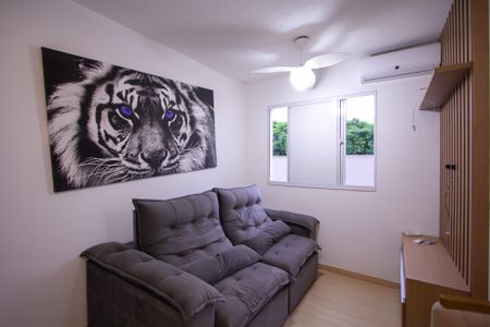 Sala de apartamento para alugar com 2 quartos, 44m² em Neves, São Gonçalo