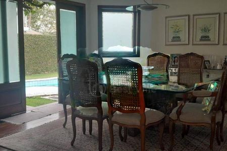 Casa à venda com 5 quartos, 445m² em Residencial Onze (Alphaville), Santana de Parnaíba