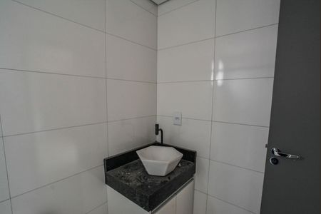 Banheiro de kitnet/studio para alugar com 1 quarto, 23m² em Vila Sao Pedro, Santo André