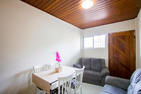 Sala de apartamento à venda com 2 quartos, 54m² em Vila Aquilino, Santo André
