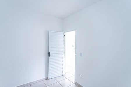 Quarto de casa para alugar com 1 quarto, 60m² em Vila Mangalot, São Paulo