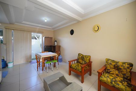 Sala de casa de condomínio para alugar com 2 quartos, 71m² em Ingleses Norte, Florianópolis