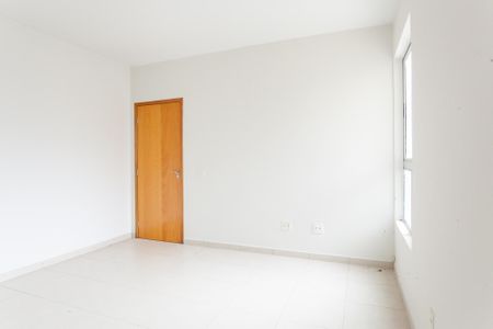sala de apartamento à venda com 2 quartos, 92m² em Morro do Confisco, Contagem
