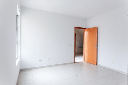 sala de apartamento à venda com 2 quartos, 53m² em Morro do Confisco, Contagem