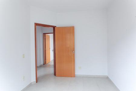 quarto 1 de apartamento à venda com 2 quartos, 70m² em Morro do Confisco, Contagem
