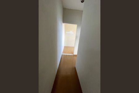 Corredor de casa para alugar com 1 quarto, 100m² em Engenho do Porto, Duque de Caxias