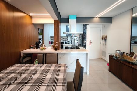 Sala de apartamento para alugar com 3 quartos, 80m² em Jardim Nova Europa, Campinas