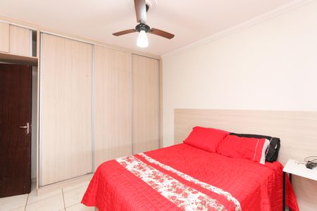 Casa à venda com 3 quartos, 200m² em Lindéia, Contagem