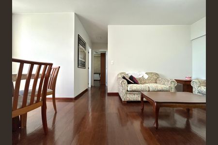 Sala de apartamento para alugar com 3 quartos, 72m² em Centro, Florianópolis