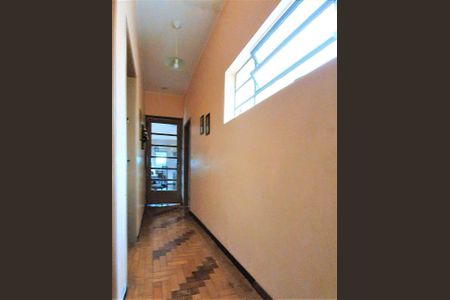 Corredor de apartamento à venda com 3 quartos, 103m² em Floresta, Porto Alegre