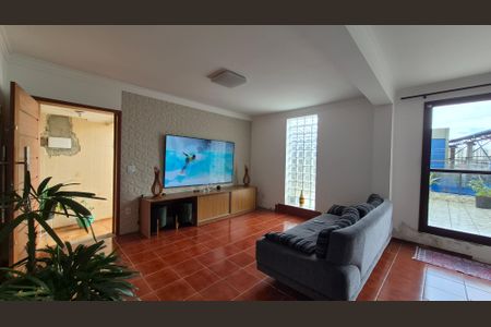Sala de casa à venda com 4 quartos, 209m² em Vila Homero Thon, Santo André