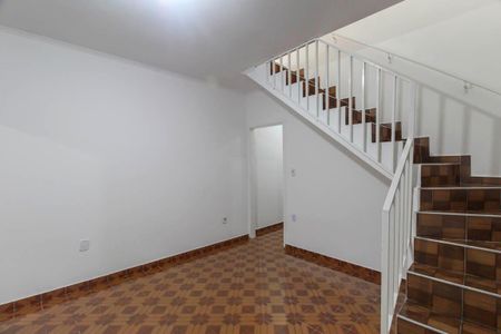 Sala de casa para alugar com 4 quartos, 149m² em Parque Luis Mucciolo, São Paulo