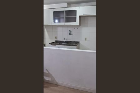 Cozinha de apartamento para alugar com 2 quartos, 45m² em Jardim Guilhermino, Guarulhos