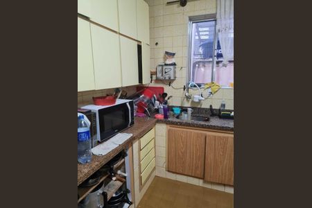 Cozinha de casa para alugar com 2 quartos, 140m² em Vila Romero, São Paulo