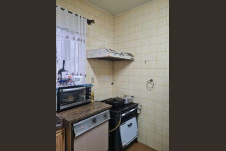 Cozinha de casa para alugar com 2 quartos, 140m² em Vila Romero, São Paulo