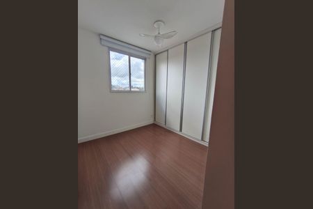 Quarto de apartamento para alugar com 2 quartos, 50m² em Conjunto Helena Antipoff, Belo Horizonte