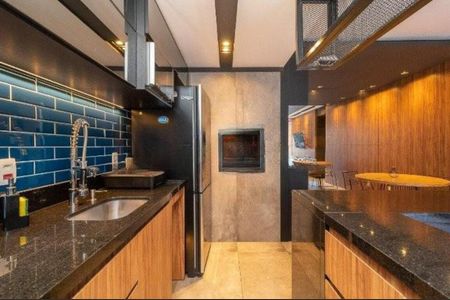 Cozinha de apartamento para alugar com 2 quartos, 146m² em Glória, Porto Alegre