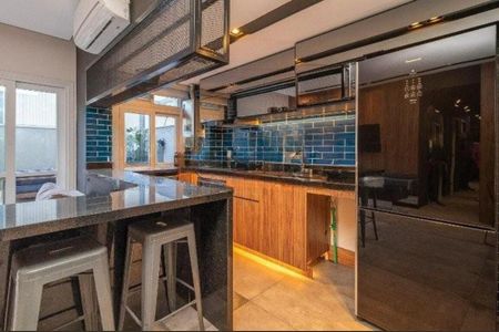 Cozinha de apartamento para alugar com 2 quartos, 146m² em Glória, Porto Alegre