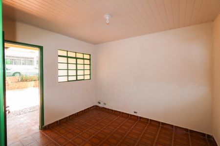 Sala de casa para alugar com 2 quartos, 147m² em Nova Gerti, São Caetano do Sul