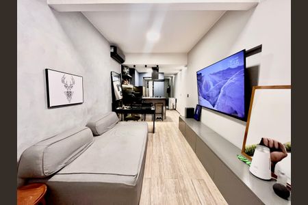 Sala de kitnet/studio à venda com 1 quarto, 42m² em Copacabana, Rio de Janeiro