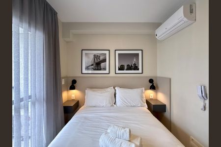 Studio de kitnet/studio para alugar com 0 quarto, 22m² em Jardim das Acacias, São Paulo