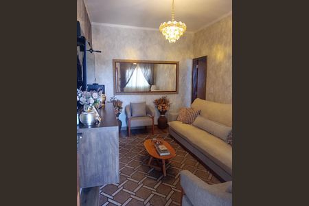 Sala de casa à venda com 4 quartos, 250m² em Parque Sao Luis, São Paulo