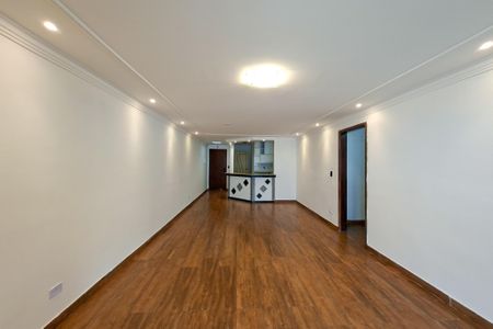Sala de apartamento para alugar com 3 quartos, 120m² em Guilhermina, Praia Grande
