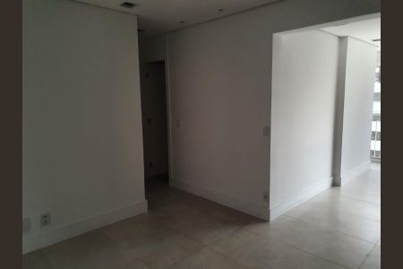 Apartamento à venda com 2 quartos, 79m² em Empresarial 18 do Forte, Barueri