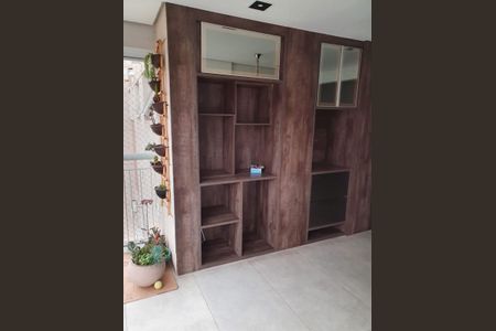 Apartamento à venda com 2 quartos, 79m² em Empresarial 18 do Forte, Barueri