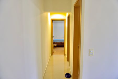 Corredor de apartamento para alugar com 2 quartos, 62m² em Gutierrez, Belo Horizonte