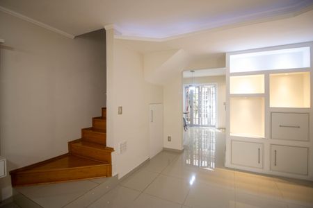 Sala de casa para alugar com 3 quartos, 172m² em Super Quadra Morumbi, São Paulo