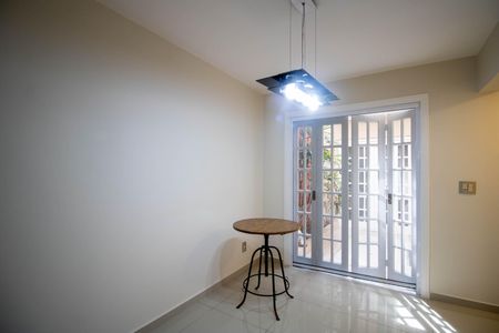 Sala de jantar de casa para alugar com 3 quartos, 172m² em Super Quadra Morumbi, São Paulo