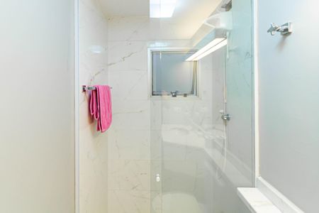 Banheiro de apartamento para alugar com 2 quartos, 54m² em Boaçava, São Paulo