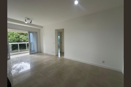 Sala de apartamento para alugar com 2 quartos, 70m² em Melville Empresarial Ii, Barueri