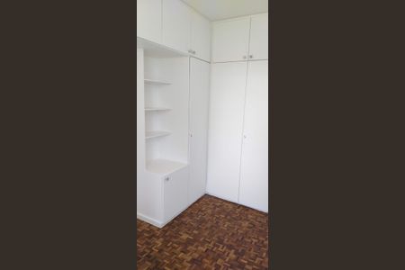 Quarto de apartamento para alugar com 3 quartos, 114m² em Coracao de Jesus, Belo Horizonte