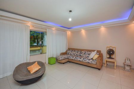 Sala de casa à venda com 4 quartos, 320m² em Jardim Itapura, São Paulo