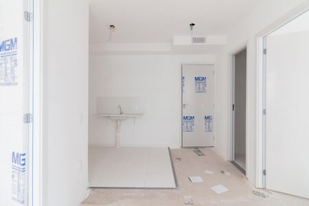 Sala - Cozinha de apartamento para alugar com 2 quartos, 32m² em Jardim Gilda Maria, São Paulo