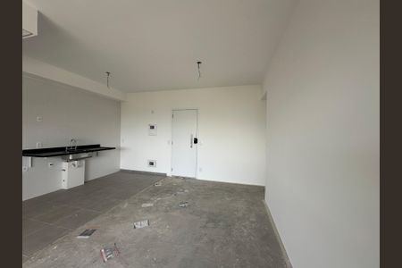 Sala de apartamento à venda com 2 quartos, 70m² em Vila Creti, Barueri