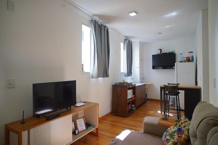 Sala de apartamento para alugar com 2 quartos, 40m² em Santa Fé, Porto Alegre
