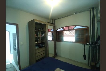 Casa à venda com 4 quartos, 190m² em Bortolândia, São Paulo