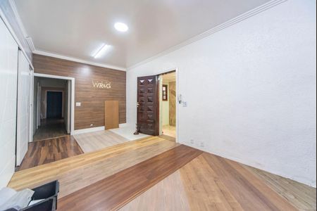 Sala de casa para alugar com 4 quartos, 219m² em Vila Valparaíso, Santo André