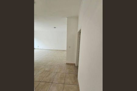 Casa à venda com 3 quartos, 200m² em Jardim Maia, Guarulhos