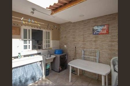 Casa à venda com 3 quartos, 140m² em Vila Leonor, São Paulo